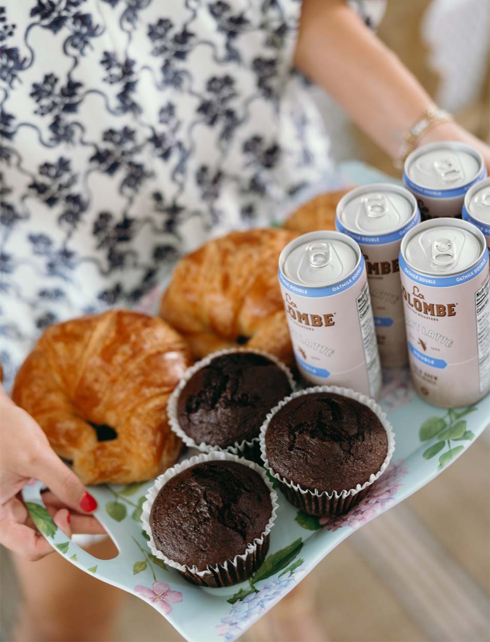 Hydrangea Melamine Wavy Tray