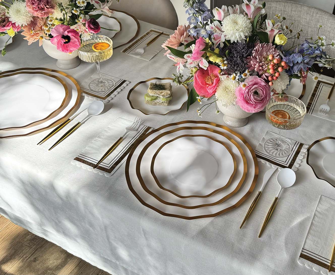 Everyday White Wavy Appetizer/Dessert Bowls