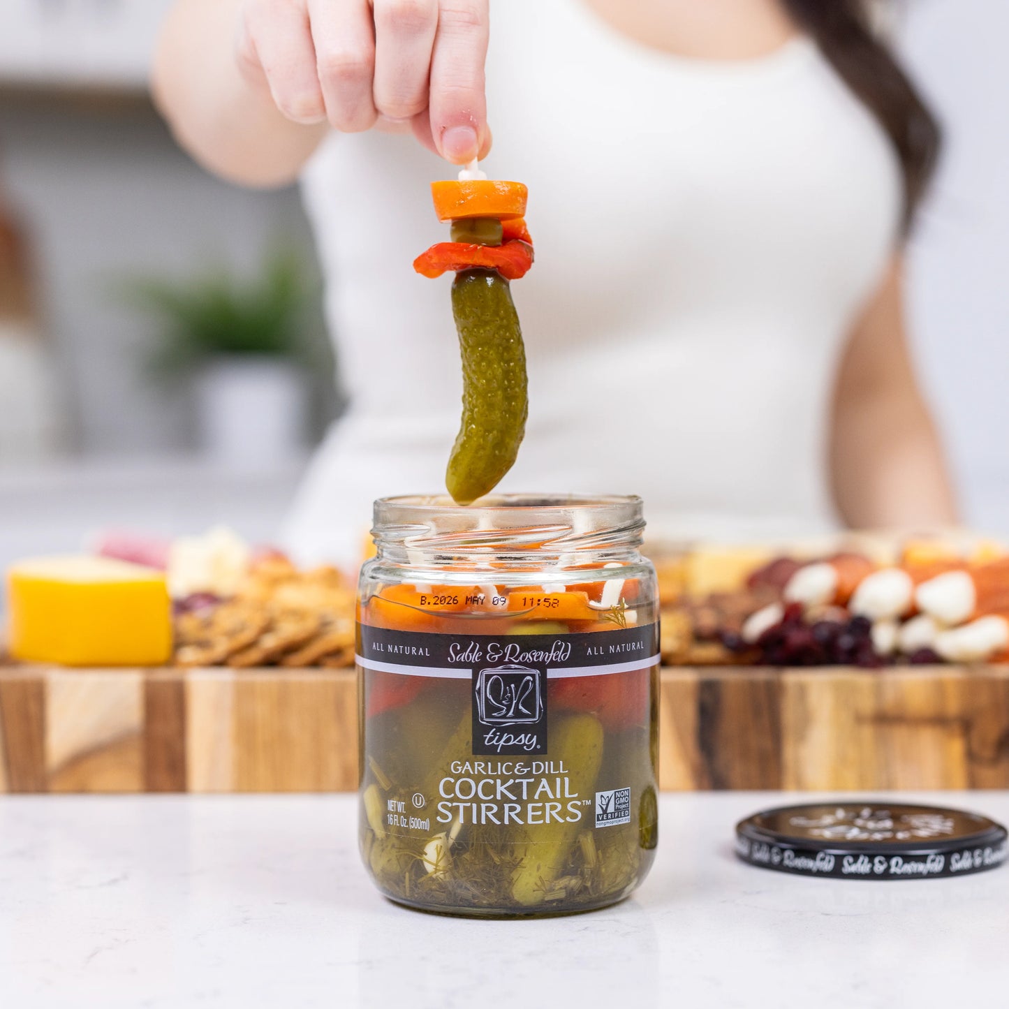 Tipsy Cocktail Stirrers (Pickle): Garlic & Dill (16 oz)