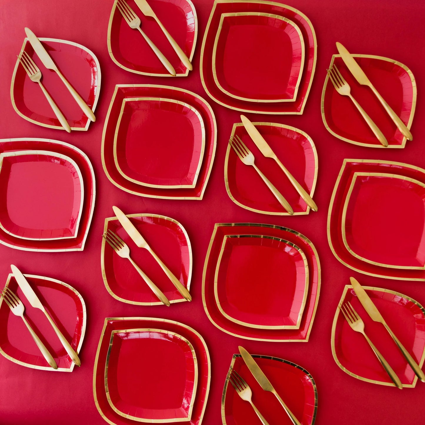 Posh Dessert Plates: Ruby Kiss