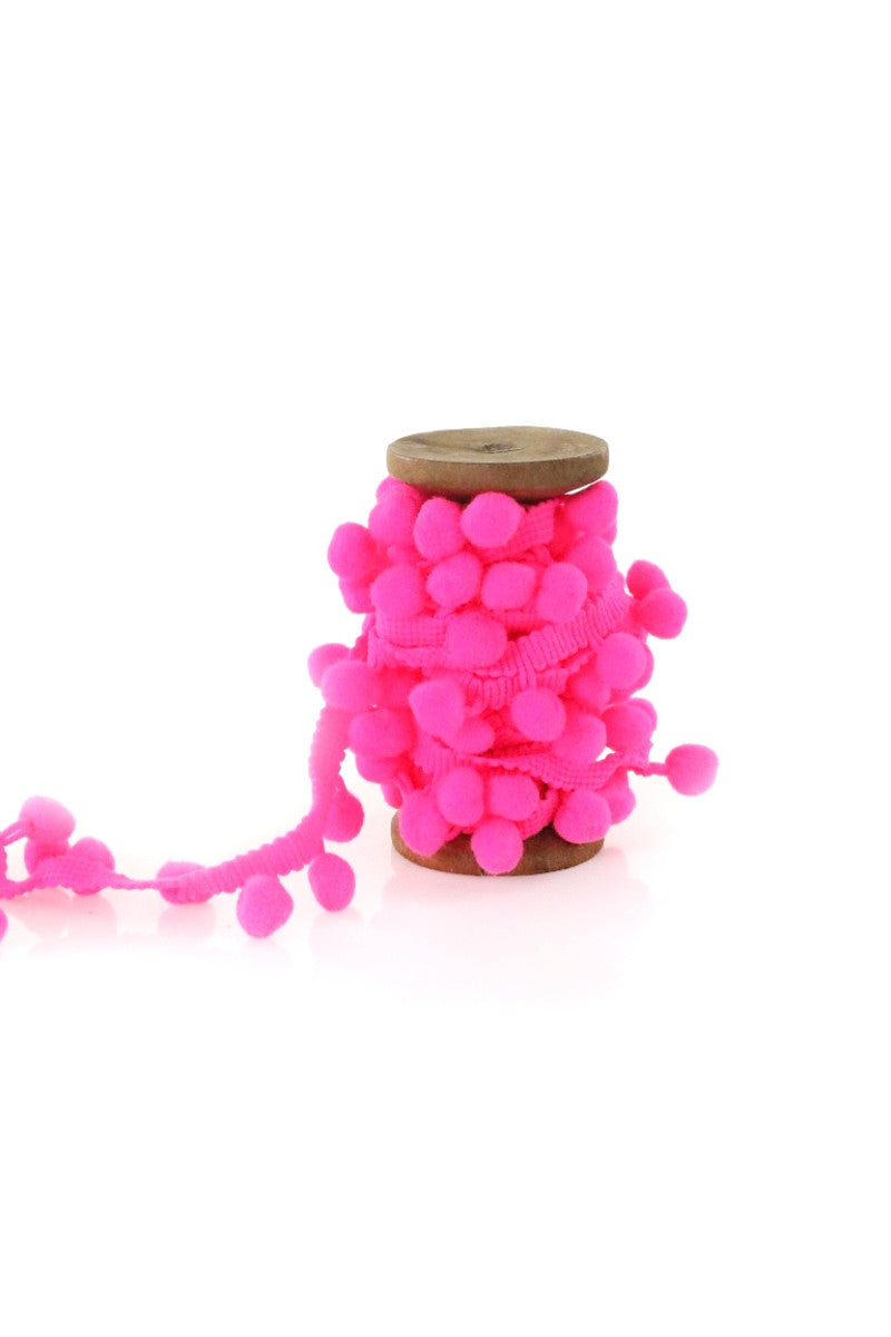 Pom Pom Trim: Hot Pink