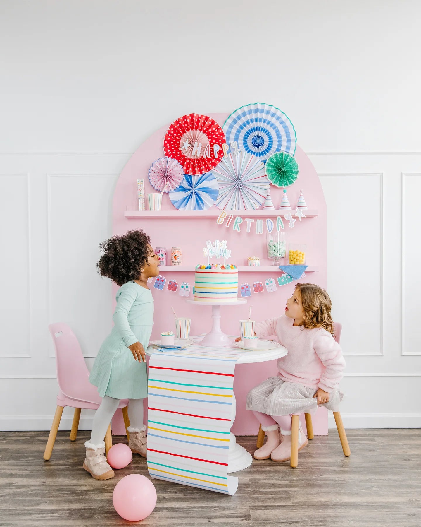 Set of 6 Party Fans: Oui Party Birthday Party Fans