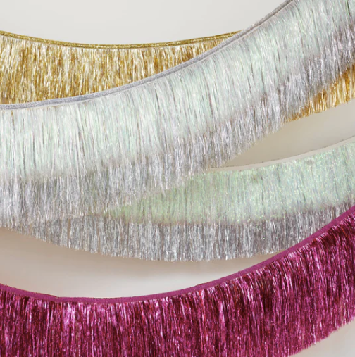 Tinsel Fringe Garland: Silver Iridescent