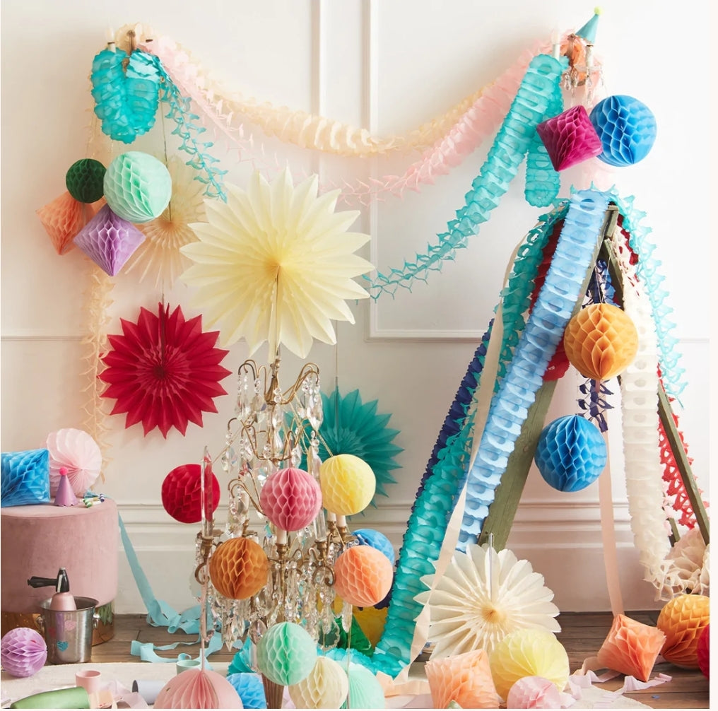 Honeycomb Garlands: Sorbet Shades