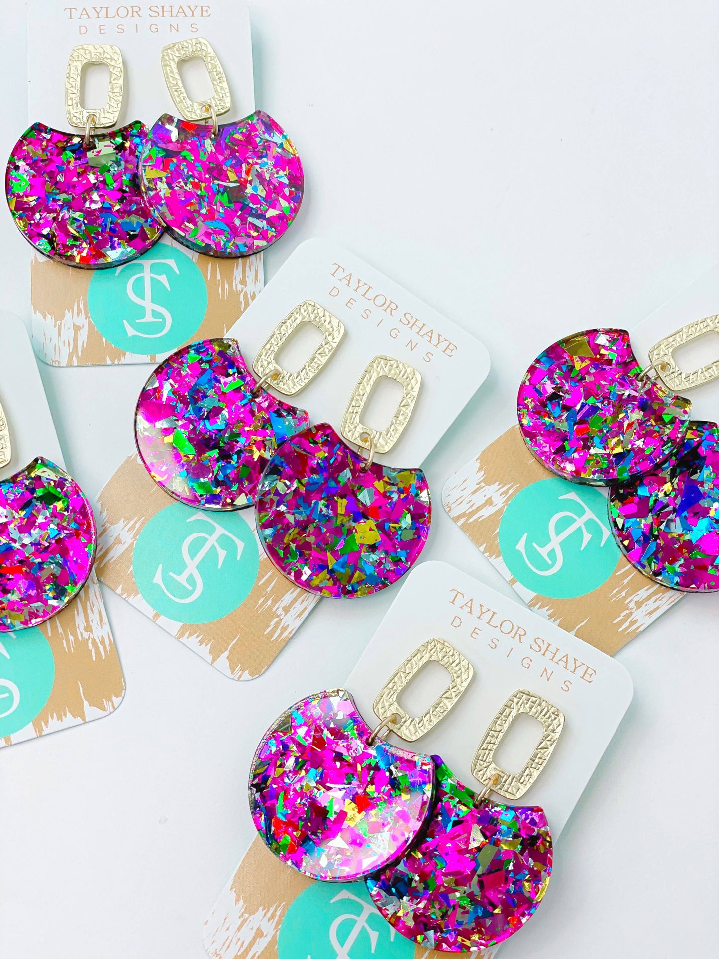 Taylor Shaye Designs: Acrylic Unicorn Drops