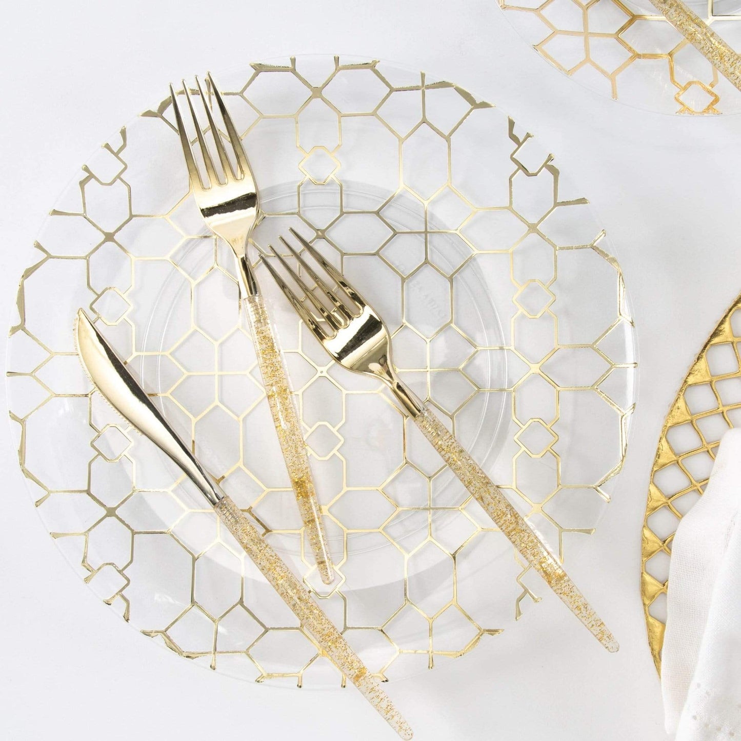 Gold Glitter Plastic Cutlery Set (32 Pieces)