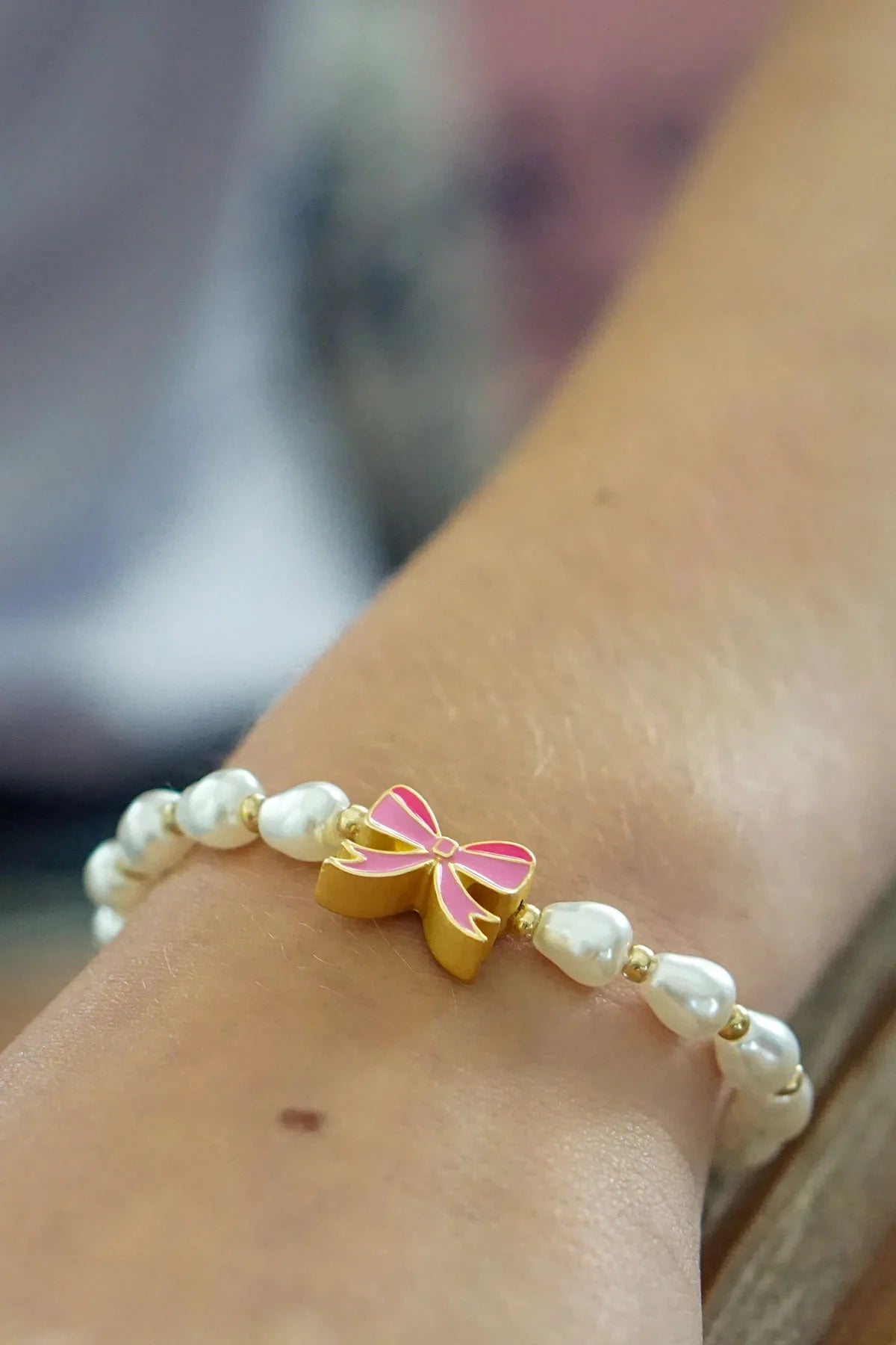 Madeleine Pearl & Bow Children's Bracelet: Pink