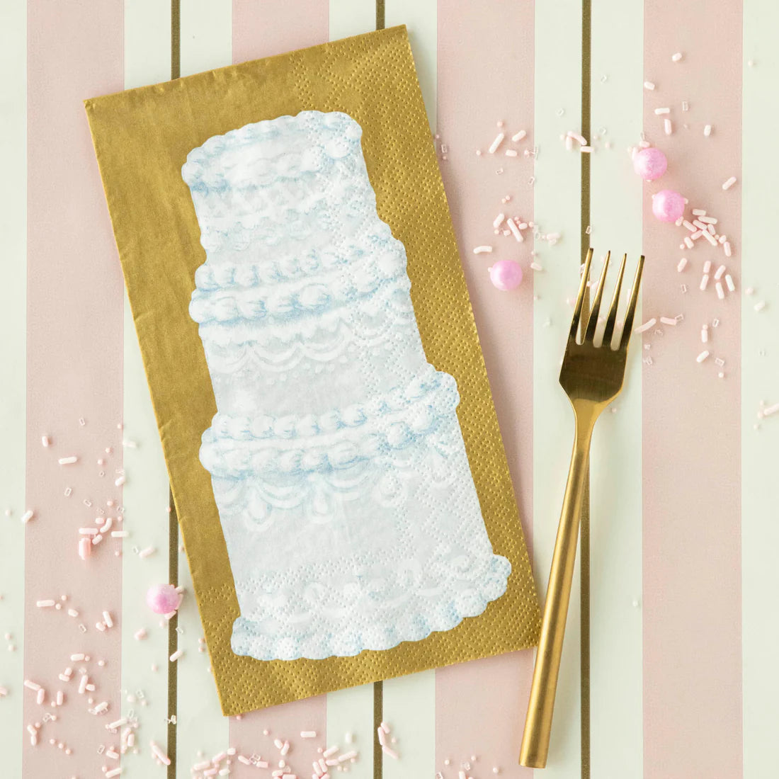 Guest Napkin: Tiered Cake
