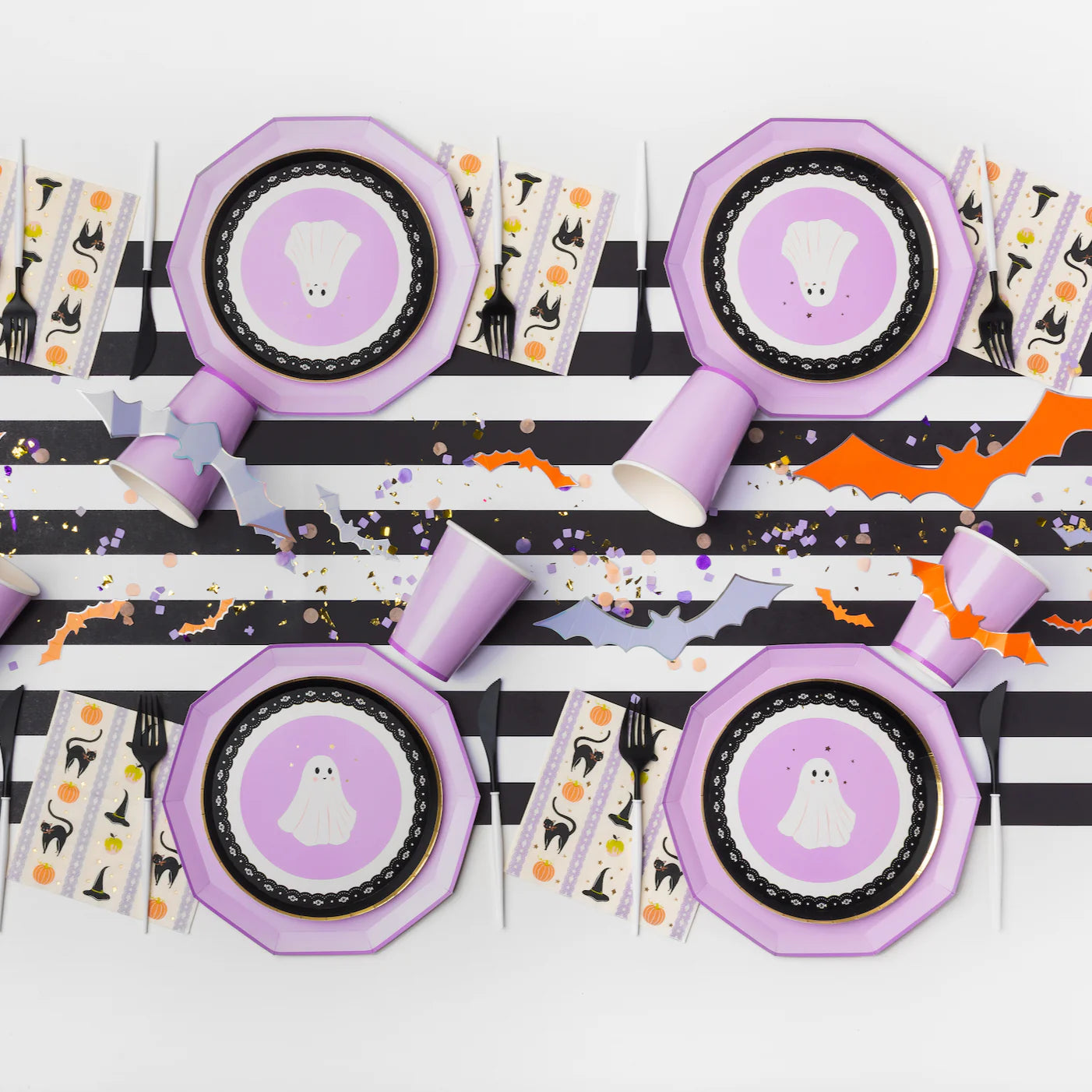 Black Noir Signature Cabana Stripe Table Runner - Thumbnail 3