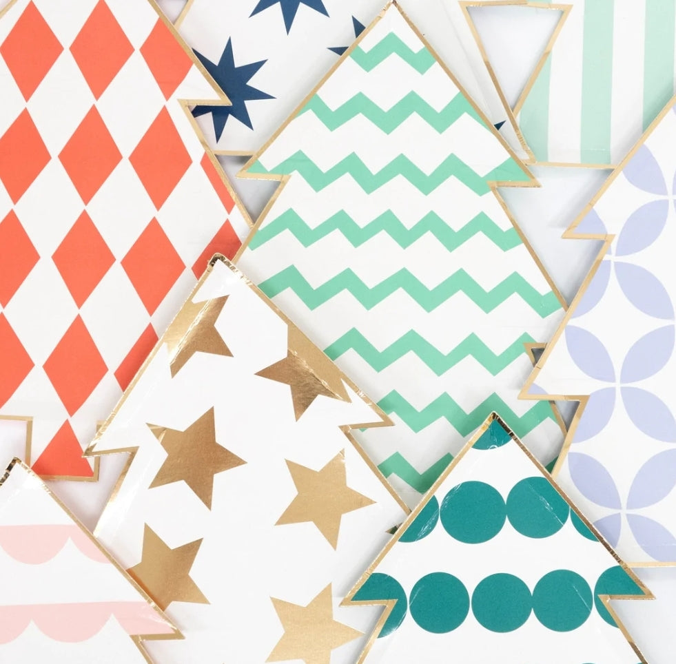 Shaped Plates: Patterned Christmas Tree