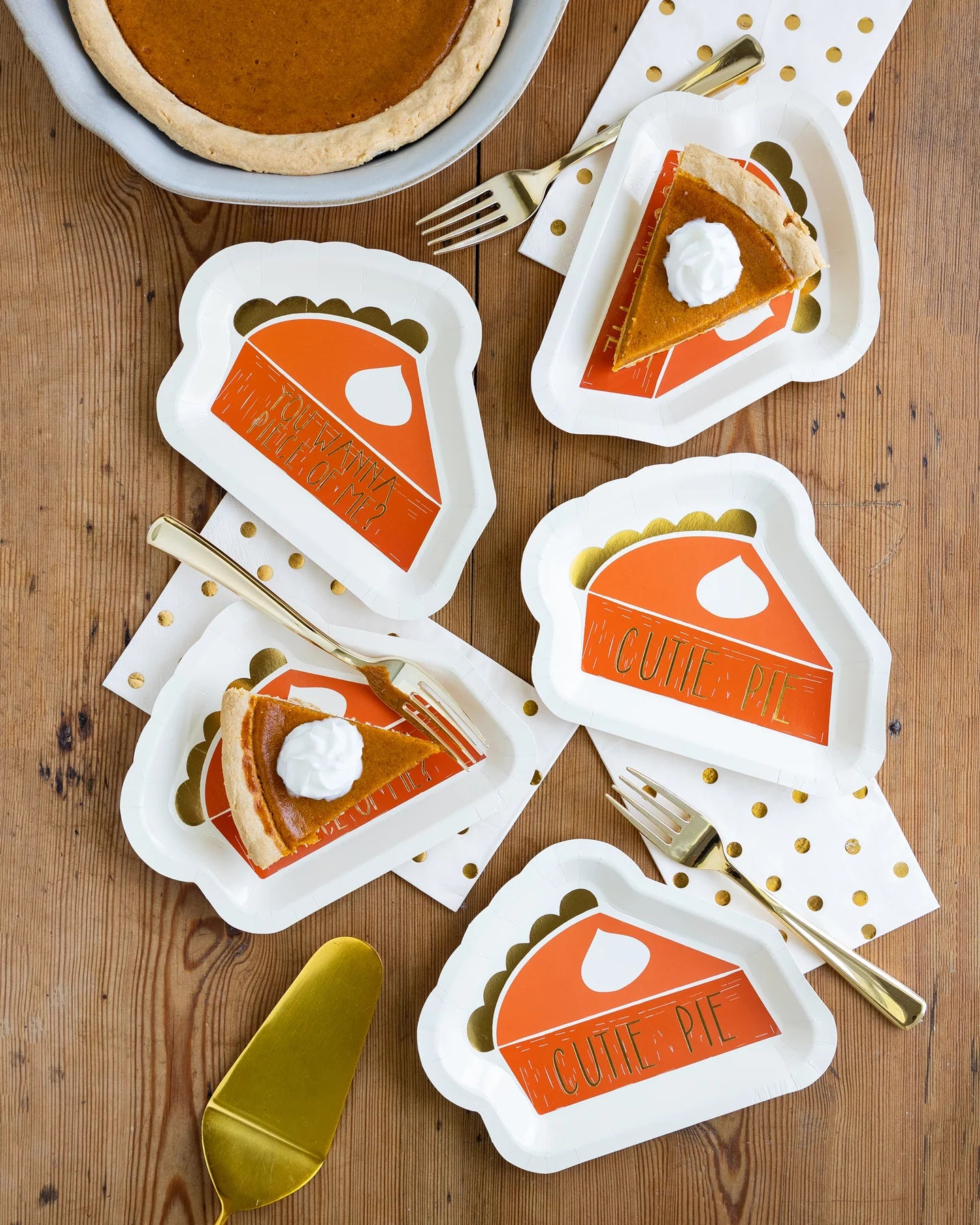 Shaped Plates: Thanksgiving Pie