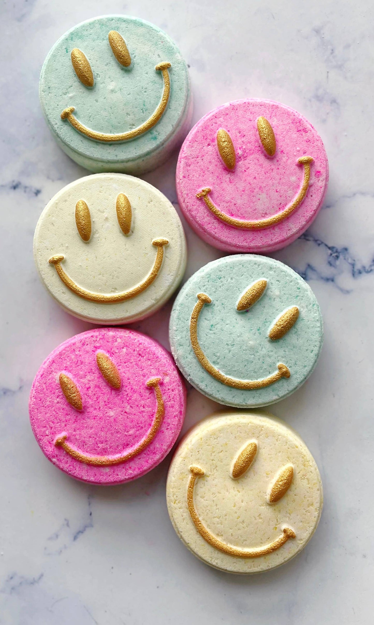 Smiley Face Bath Bomb (Multiple Color Options)