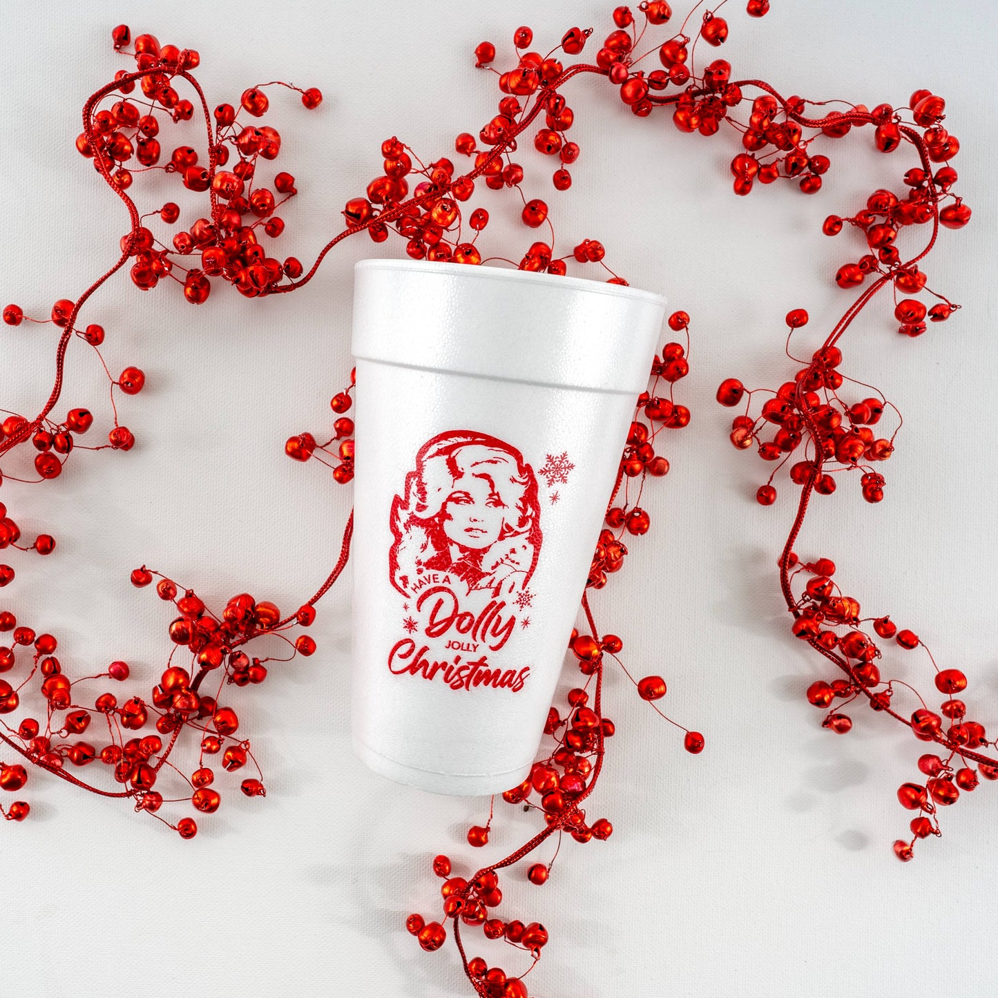 20oz Styrofoam Cups: Dolly Jolly Christmas