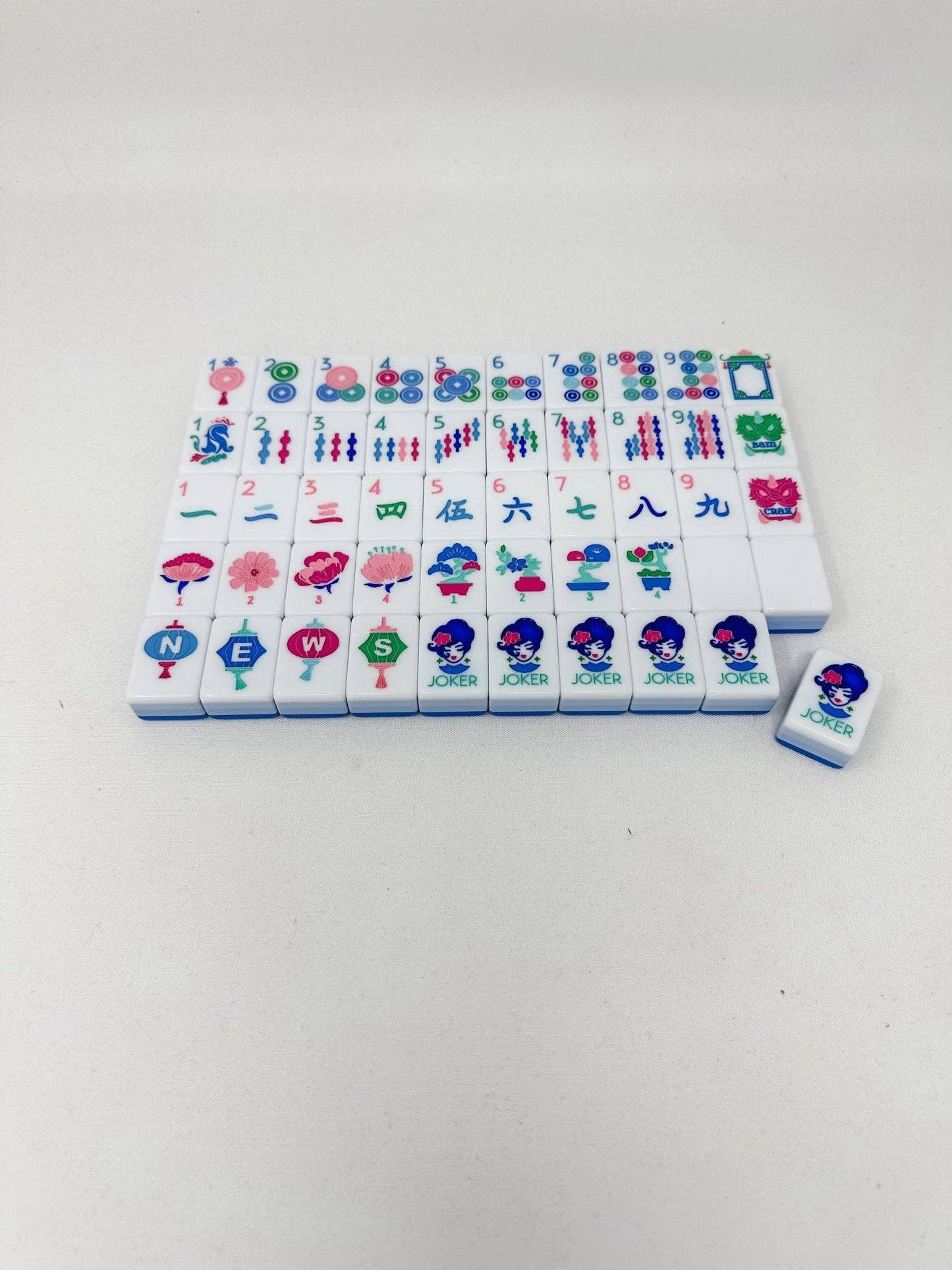 Lola Mahjong Tile Set