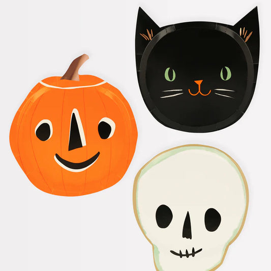 It's Halloween! Die-Cut Plates