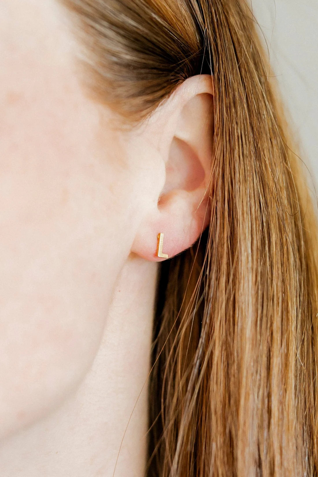 Gold Initial L Screwback Stud Earrings