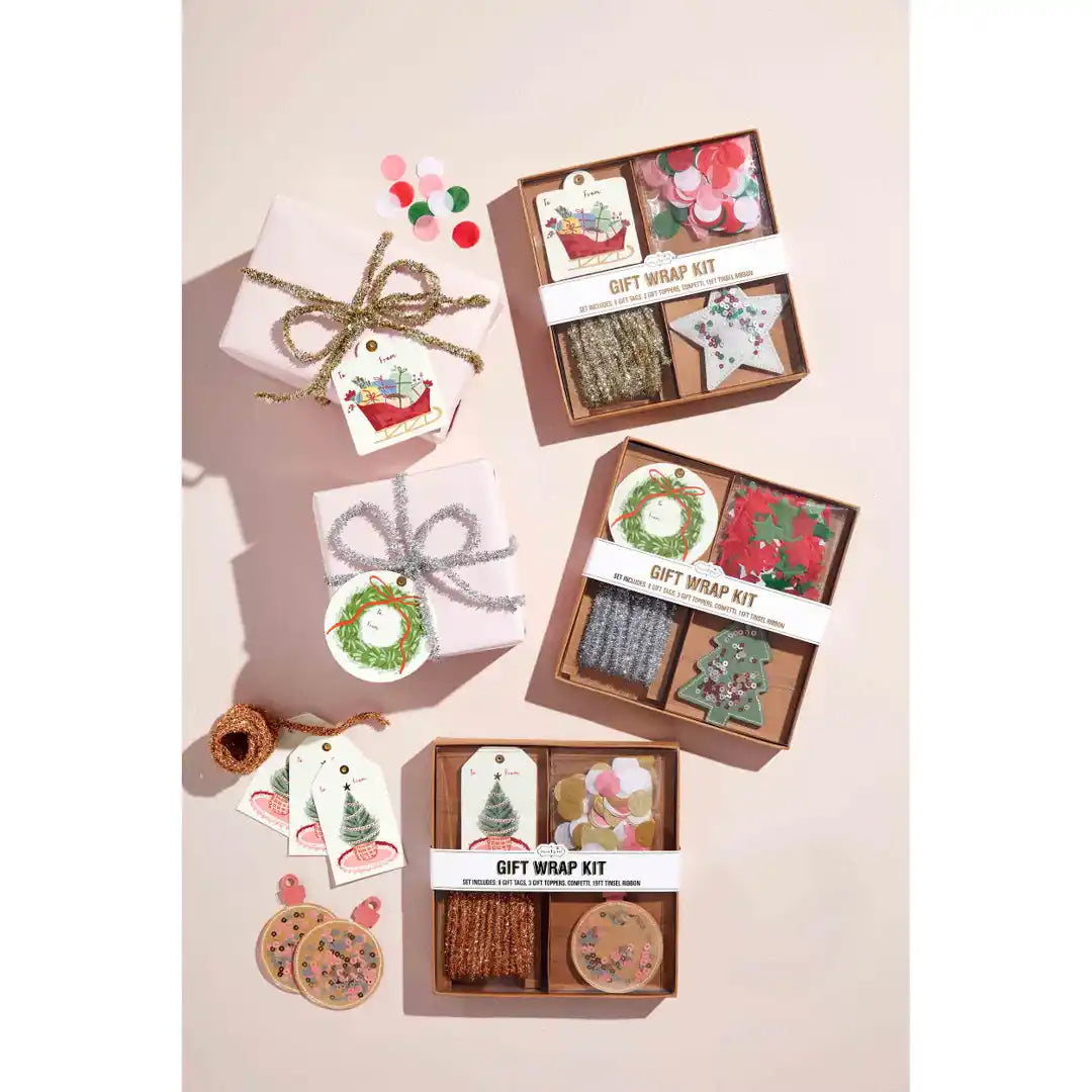 Gift Wrap Kit: Wreath