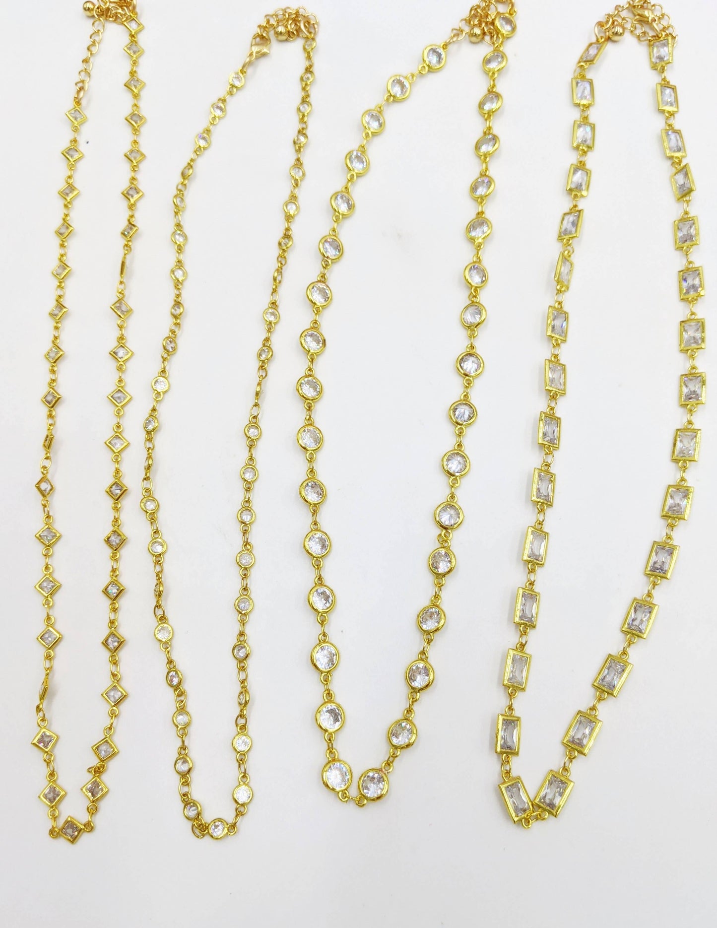 Taylor Shaye Designs Dainty Choker Layering Necklace: Small Diamond