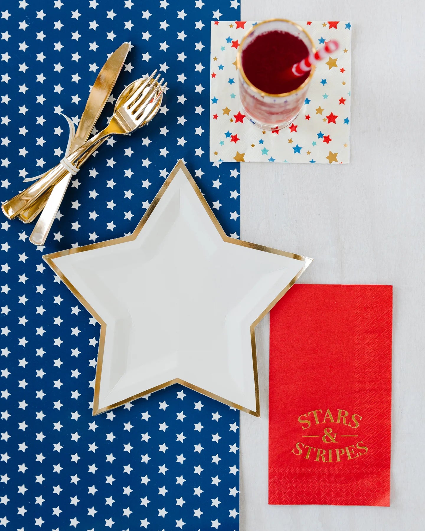 Shaped Plate: Cream & Gold Foiled Star